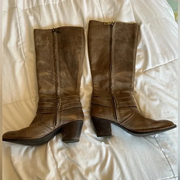 Bussola Women Woodville
Tall Boots with Metal  Ring Detail Size Euro 39/9 - Picture 3 of 16